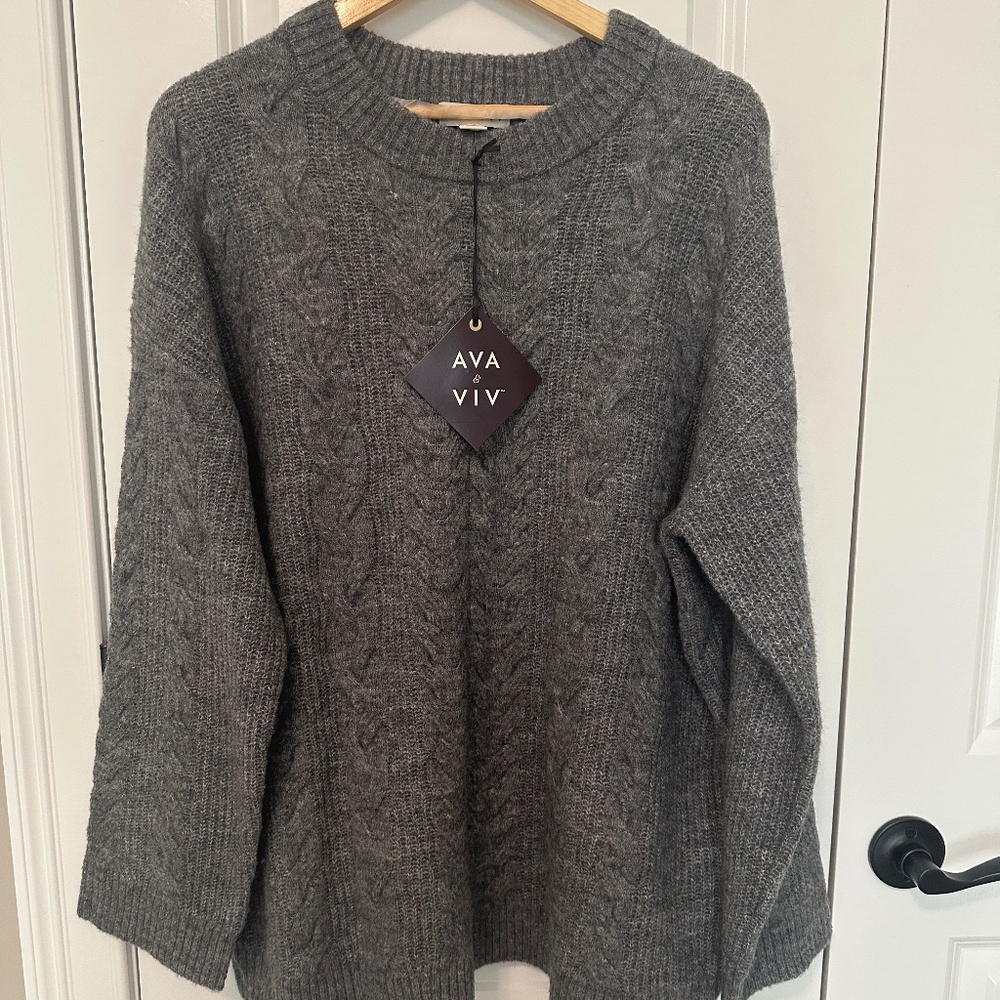 Ava & Viv Long Sleeve Grey Sweater - 1X